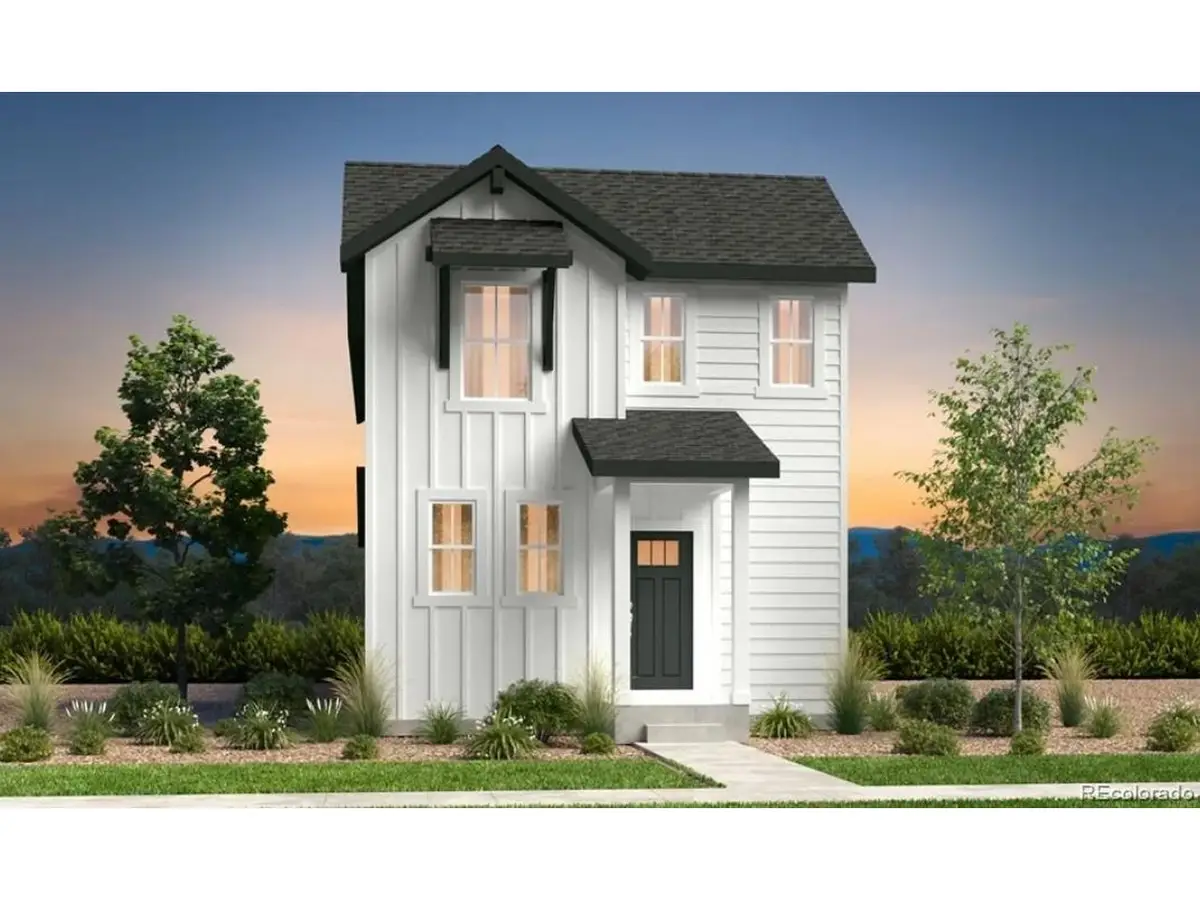 28460 E 4th Ave, Watkins, CO 80137 - #1
