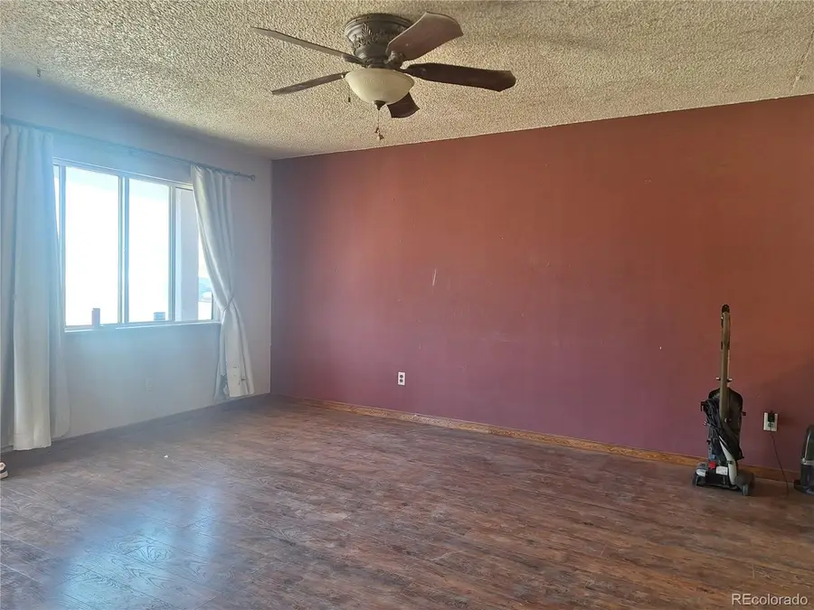 720 Garnet Ave, Delta, CO 81416 - #3