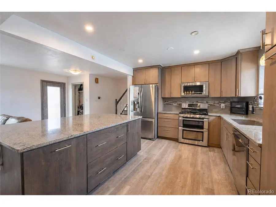 10642 Brewer Dr, Northglenn, CO 80234 - #3