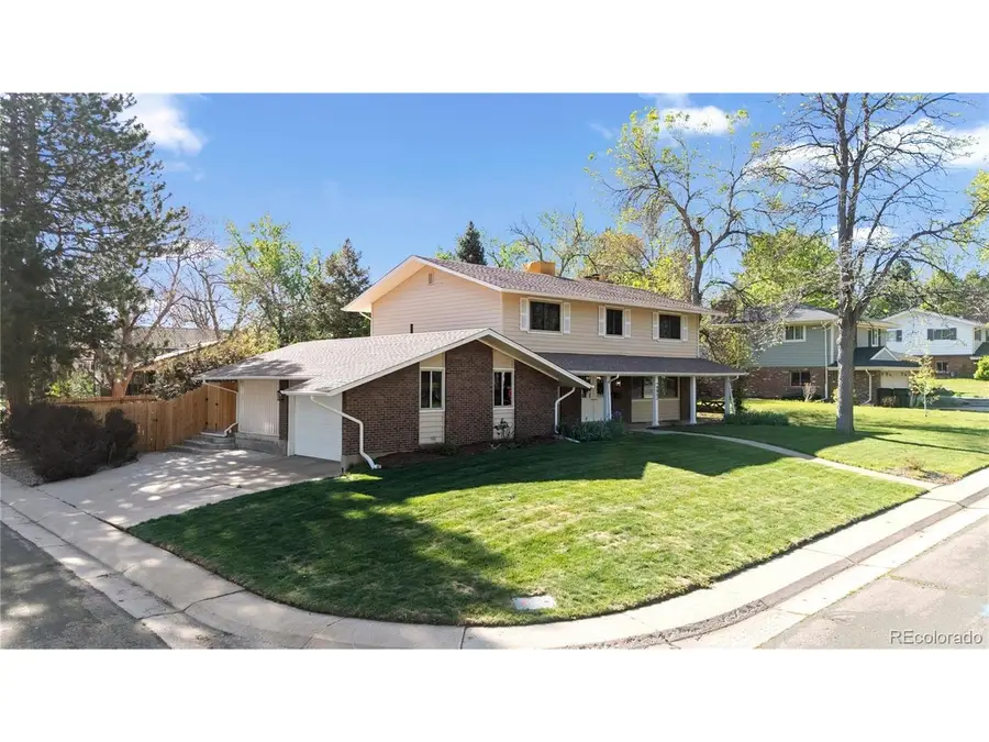 6852 S Spotswood St, Littleton, CO 80120 - #2