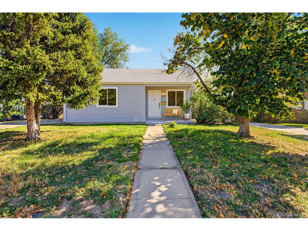 820 Oakland St, Aurora, CO 80010 - #1