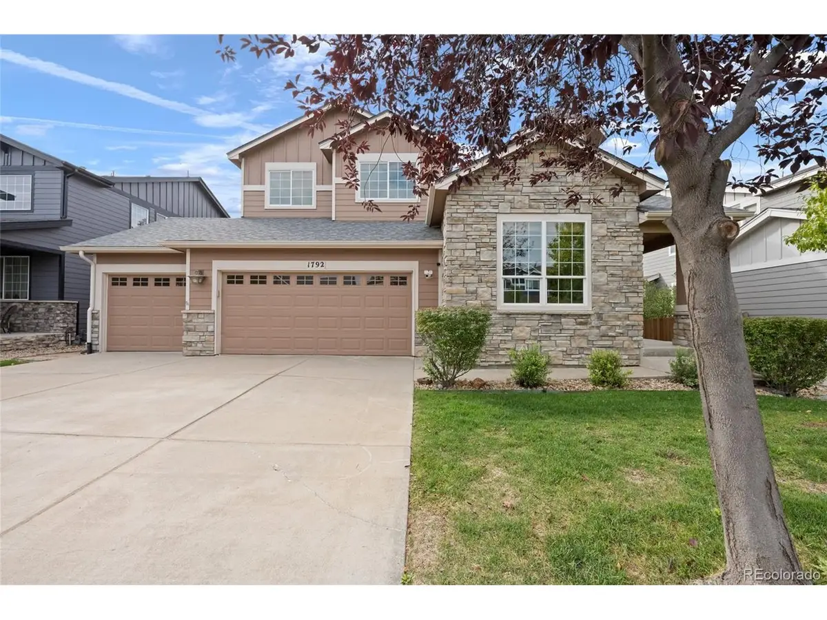 1792 Crestview Ln, Erie, CO 80516 - #1