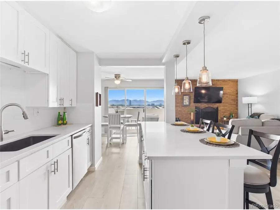 2 Adams St #905, Denver, CO 80206 - #3