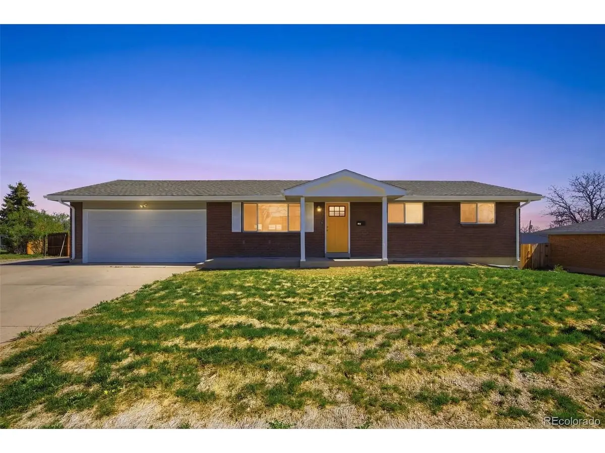 425 Starlight Rd, Thornton, CO 80260 - #1
