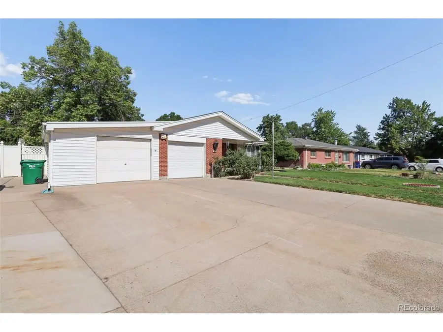 3157 Victor St, Aurora, CO 80011 - #2