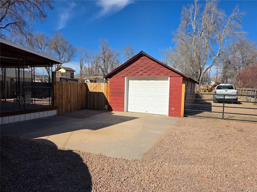 1273 Park Ave, Canon City, CO 81212 - #3