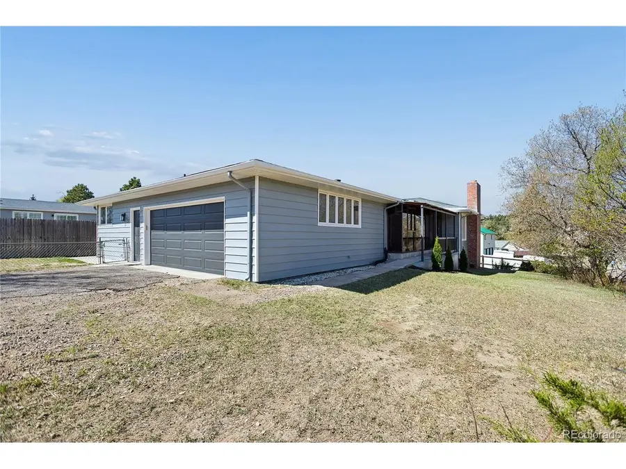 327 S Pine St, Elizabeth, CO 80107 - #3