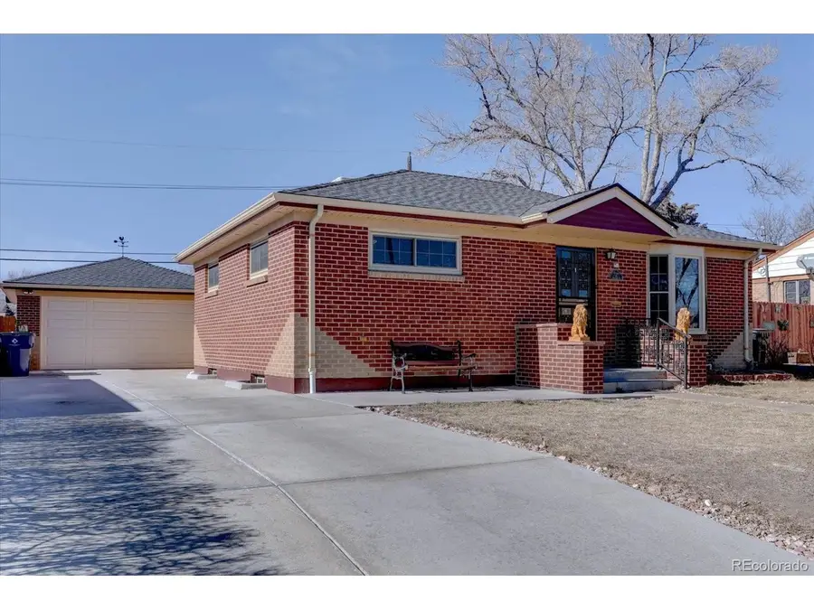 7141 Raritan St, Denver, CO 80221 - #2