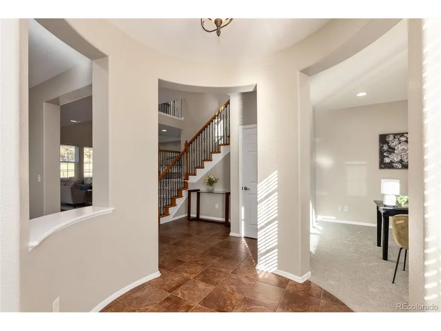 10820 Montvale Cir, Highlands Ranch, CO 80130 - Image #3