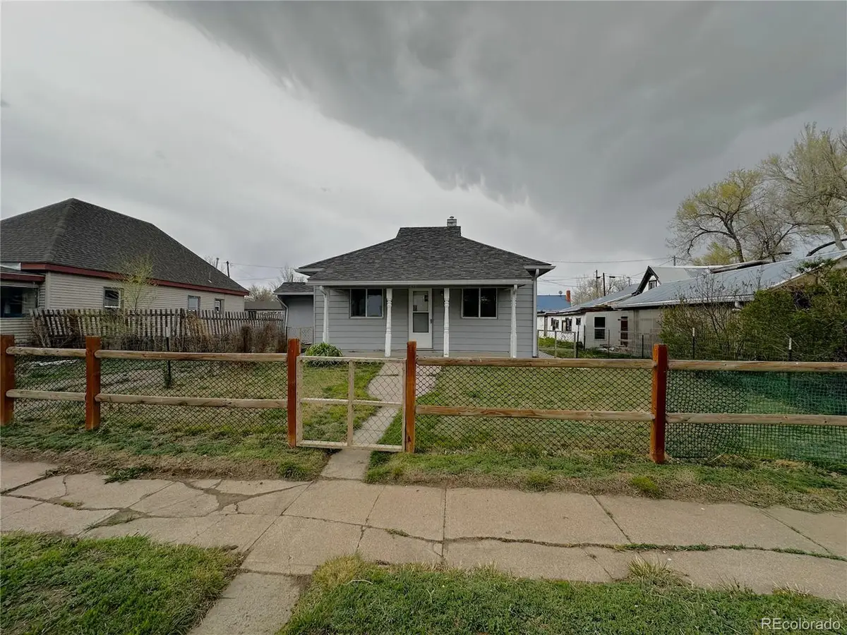 672 4th St, Limon, CO 80828 - #1