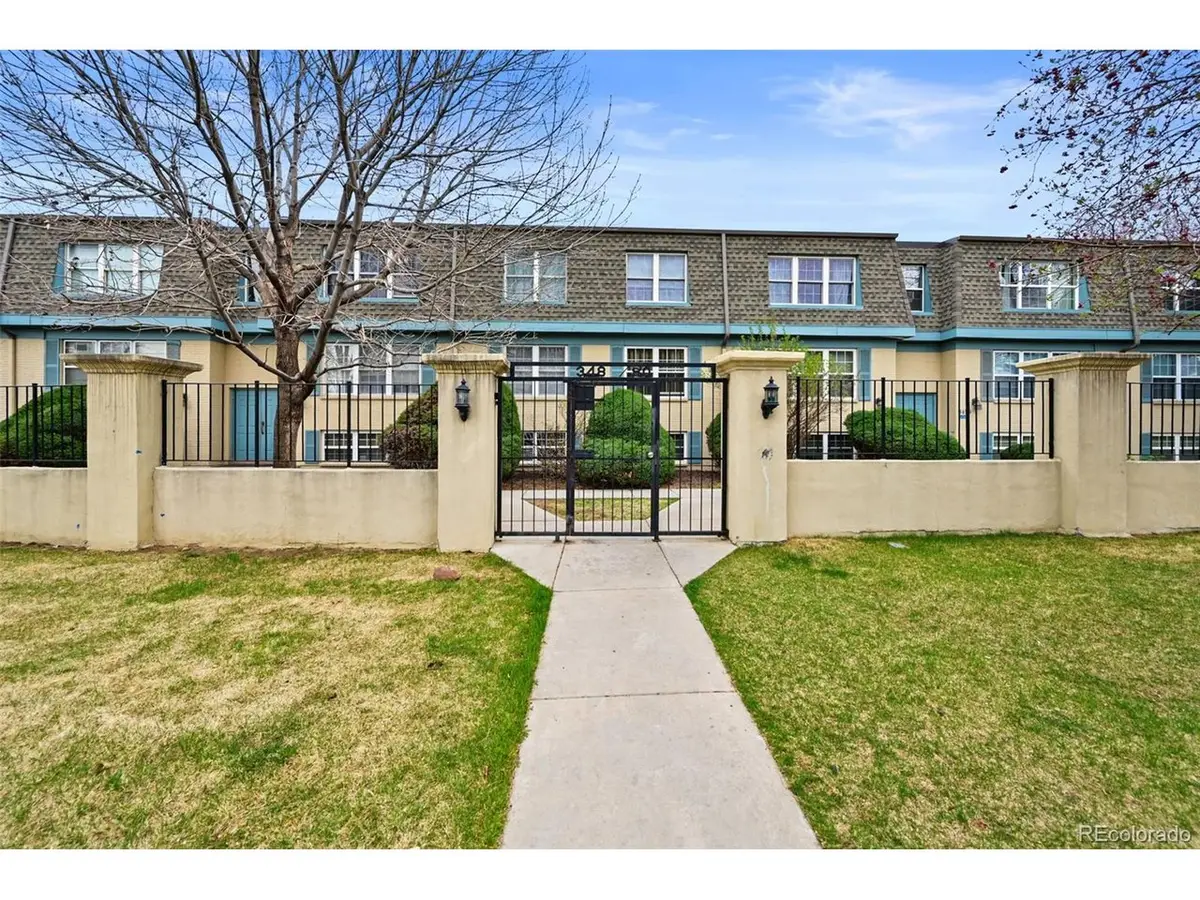 3480 S Akron St #8, Denver, CO 80231 - #1