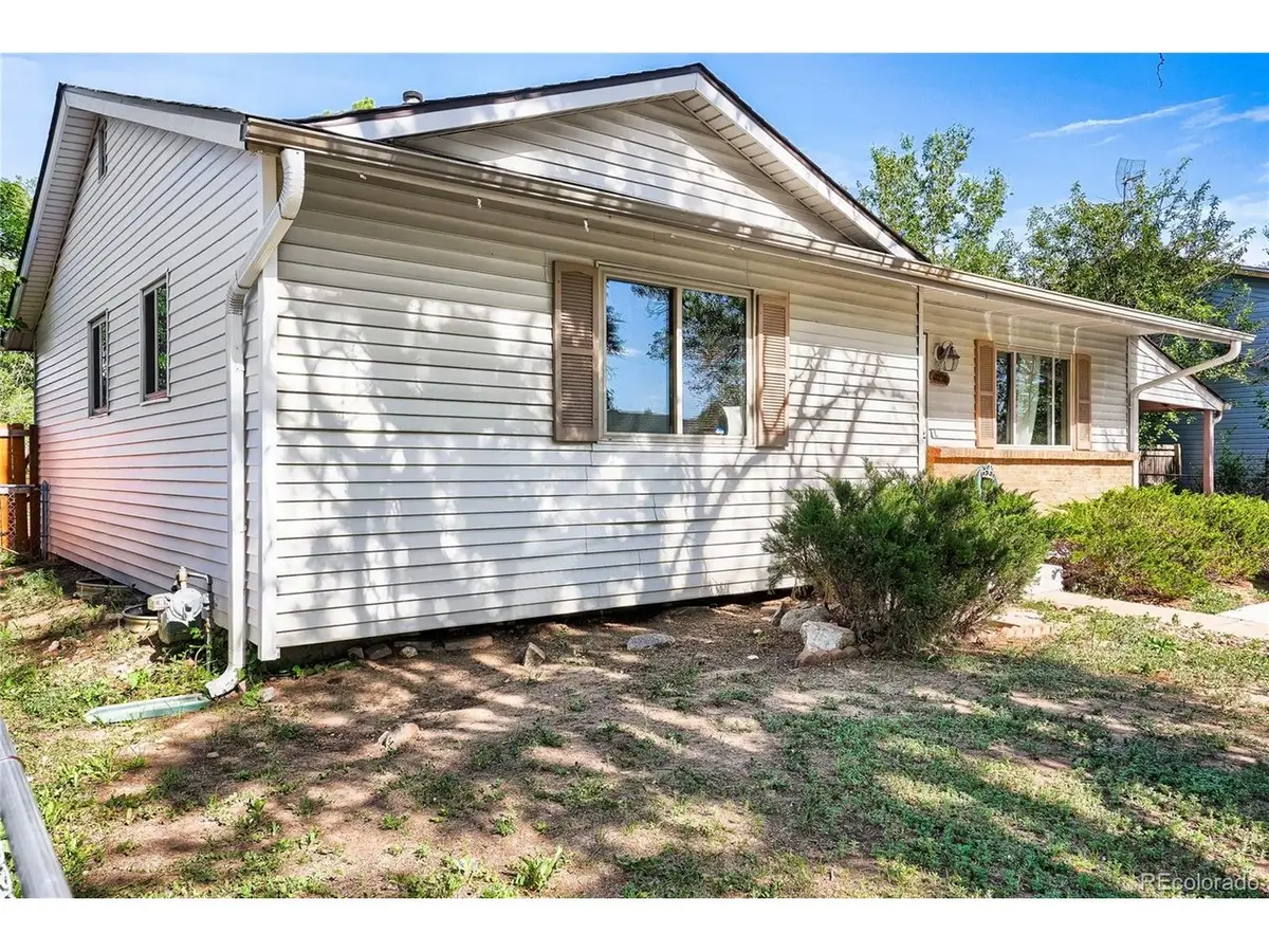 1236 Olathe St, Aurora, CO 80011 - #1