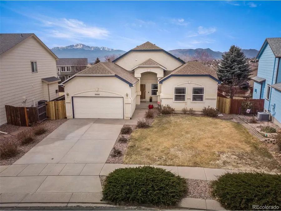 6644 Dream Weaver Dr, Colorado Springs, CO 80923 - #3