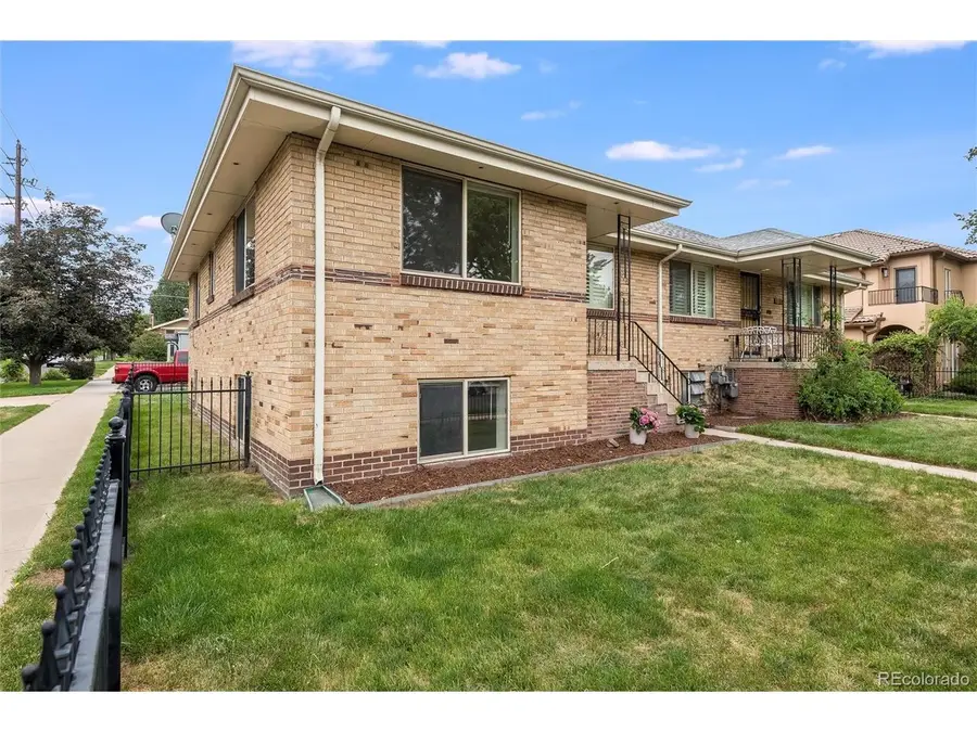 1800 S Clarkson St, Denver, CO 80210 - #3