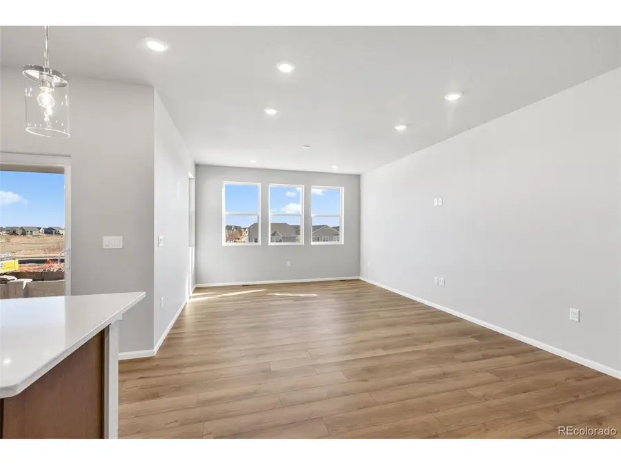 15352 Poplar St, Thornton, CO 80602 - #3