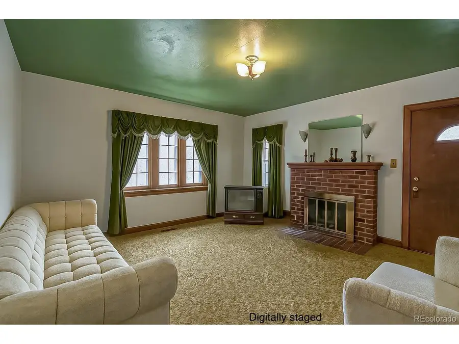 301 E 7th St, Walsenburg, CO 81089 - #3