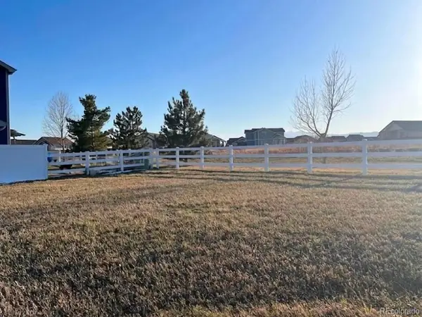5277 Georgetown Dr, Loveland, CO 80538