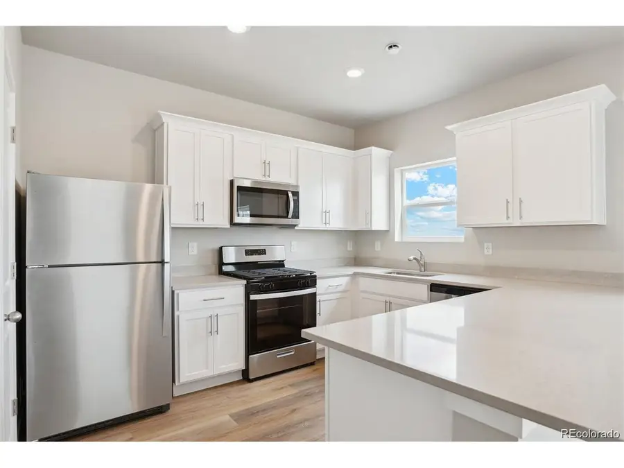 48200 Shetland Dr, Bennett, CO 80102 - #3