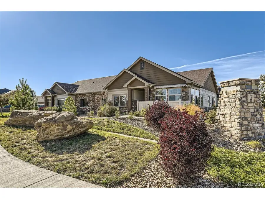 2029 S Flanders Way #B, Aurora, CO 80013 - #2