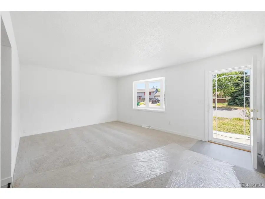 745 Mobile St, Aurora, CO 80011 - #2