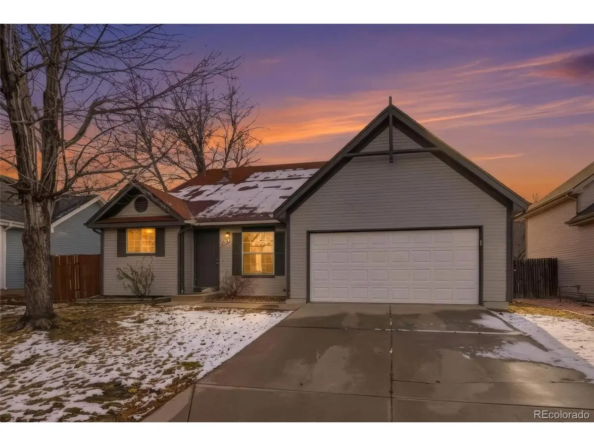 17614 E Temple Dr, Aurora, CO 80015 - Image #1