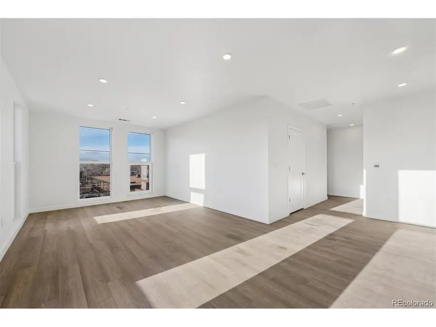 639 29th St #600, Denver, CO 80205 - #3