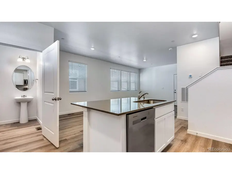 9803 Bahama St, Commerce City, CO 80022 - #3