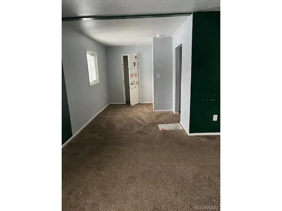 1824 Moore Ave, Pueblo, CO 81005 - Image #2