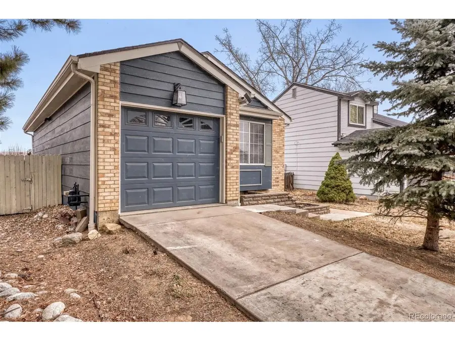 17867 E Cornell Dr, Aurora, CO 80013 - #2