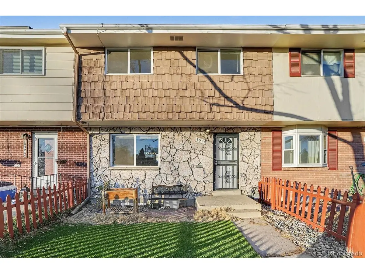 6317 W Mississippi Pl, Lakewood, CO 80232 - Image #1