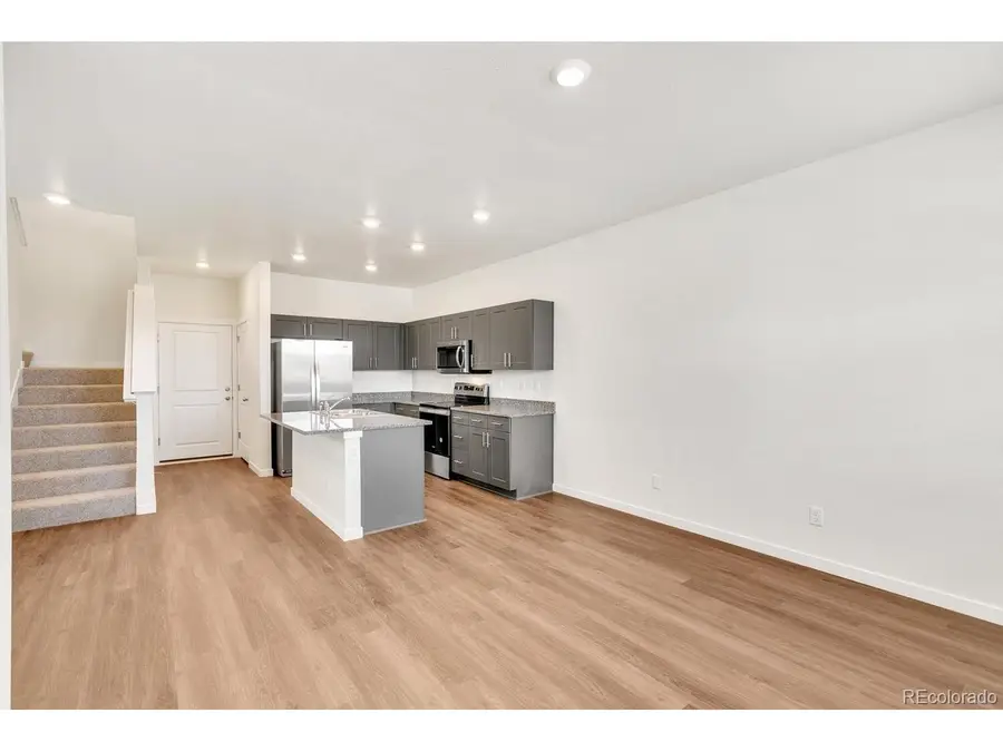 9825 Bahama St, Commerce City, CO 80022 - #3