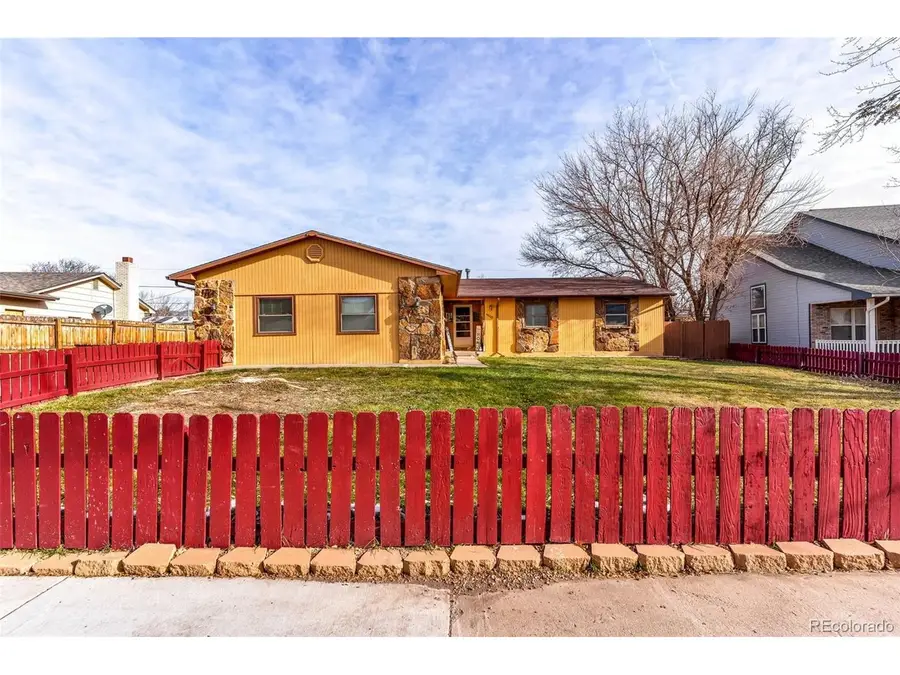 1115 Barr Ave, Canon City, CO 81212 - #3