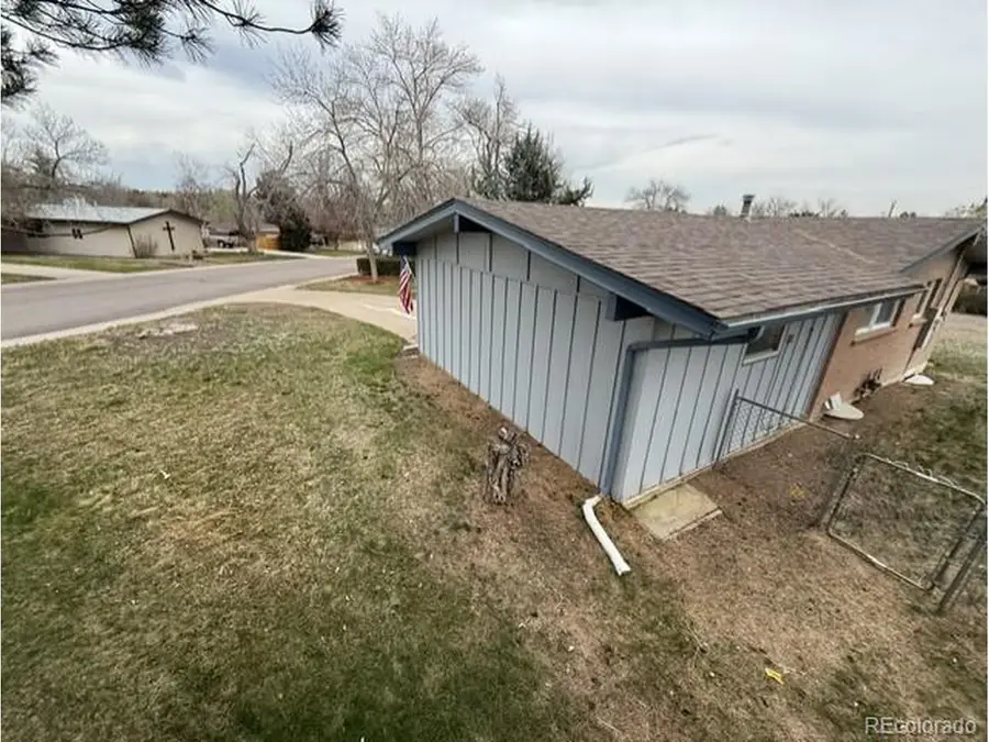 5674 W Chestnut Ave, Littleton, CO 80128 - #3