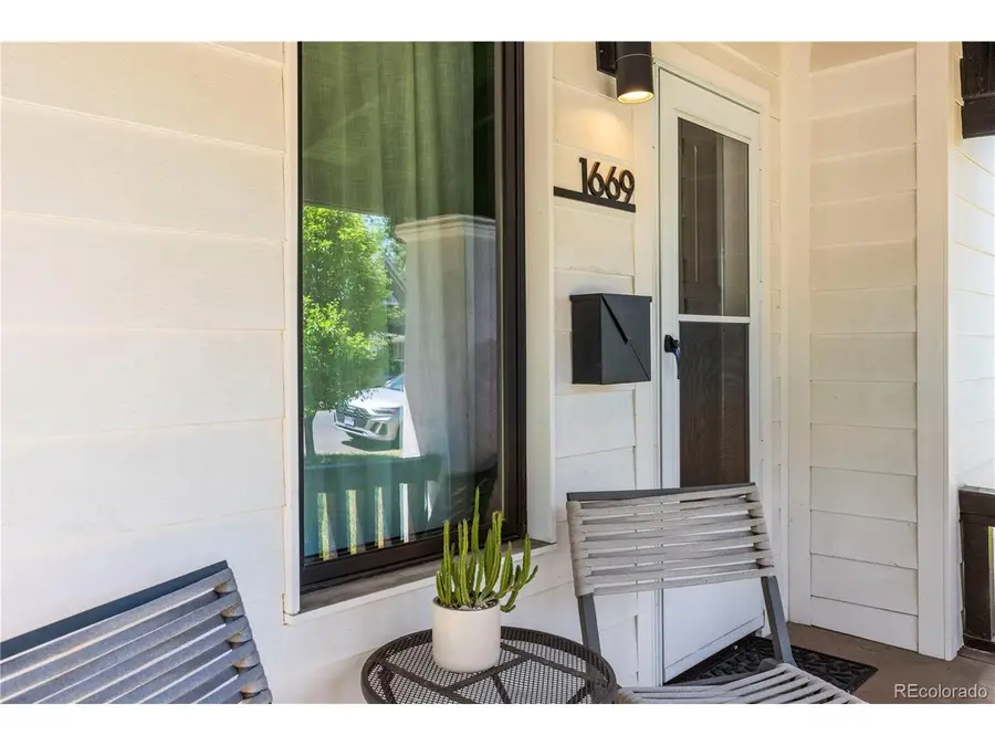1669 Dallas St, Aurora, CO 80010 - #2