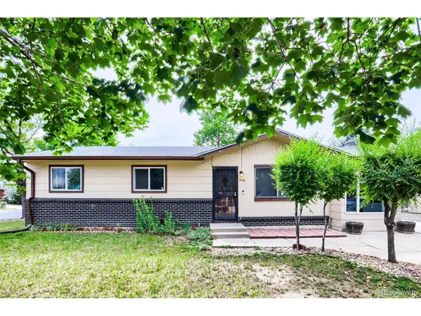 904 S Macon St, Aurora, CO 80012