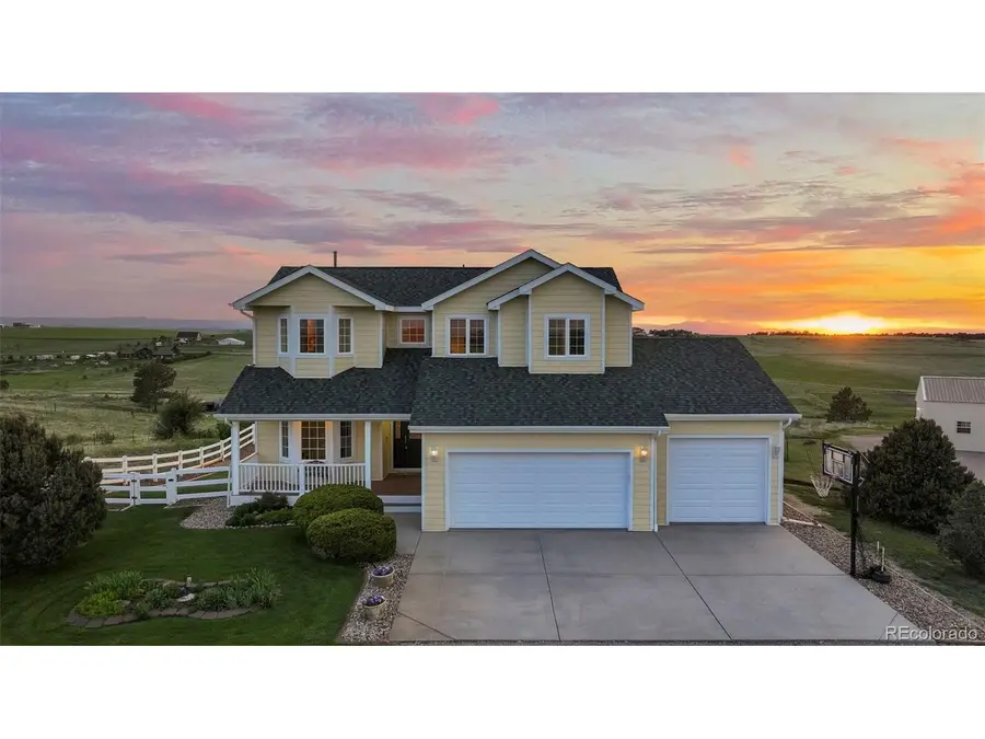 31159 Longhorn Cir, Elizabeth, CO 80107 - #2