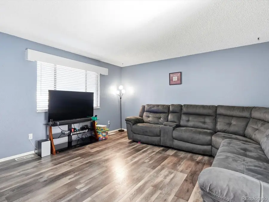 1736 S Olathe St, Aurora, CO 80017 - #3