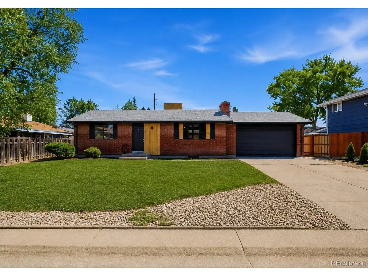 7464 W Louisiana Ave, Lakewood, CO 80232 - #1
