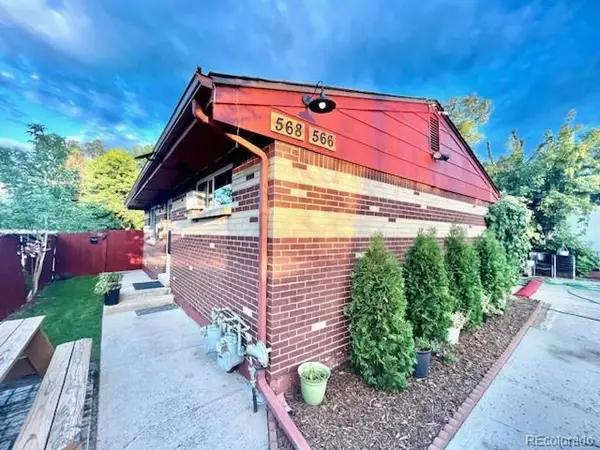 566 S Patton Ct, Denver, CO 80219