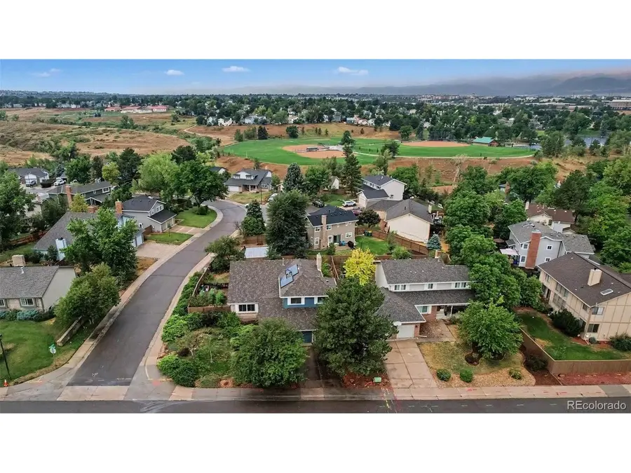 454 Old Stone Dr, Littleton, CO 80126 - #2