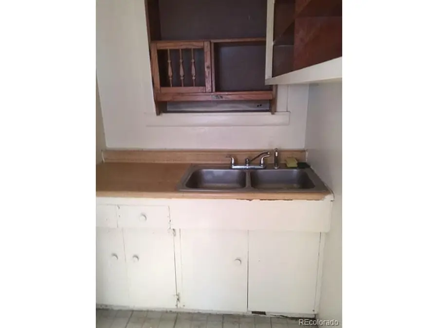 1678 Chester St, Aurora, CO 80010 - #3