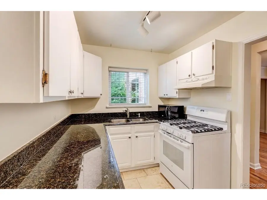 949 N Emerson St #8, Denver, CO 80218 - #3