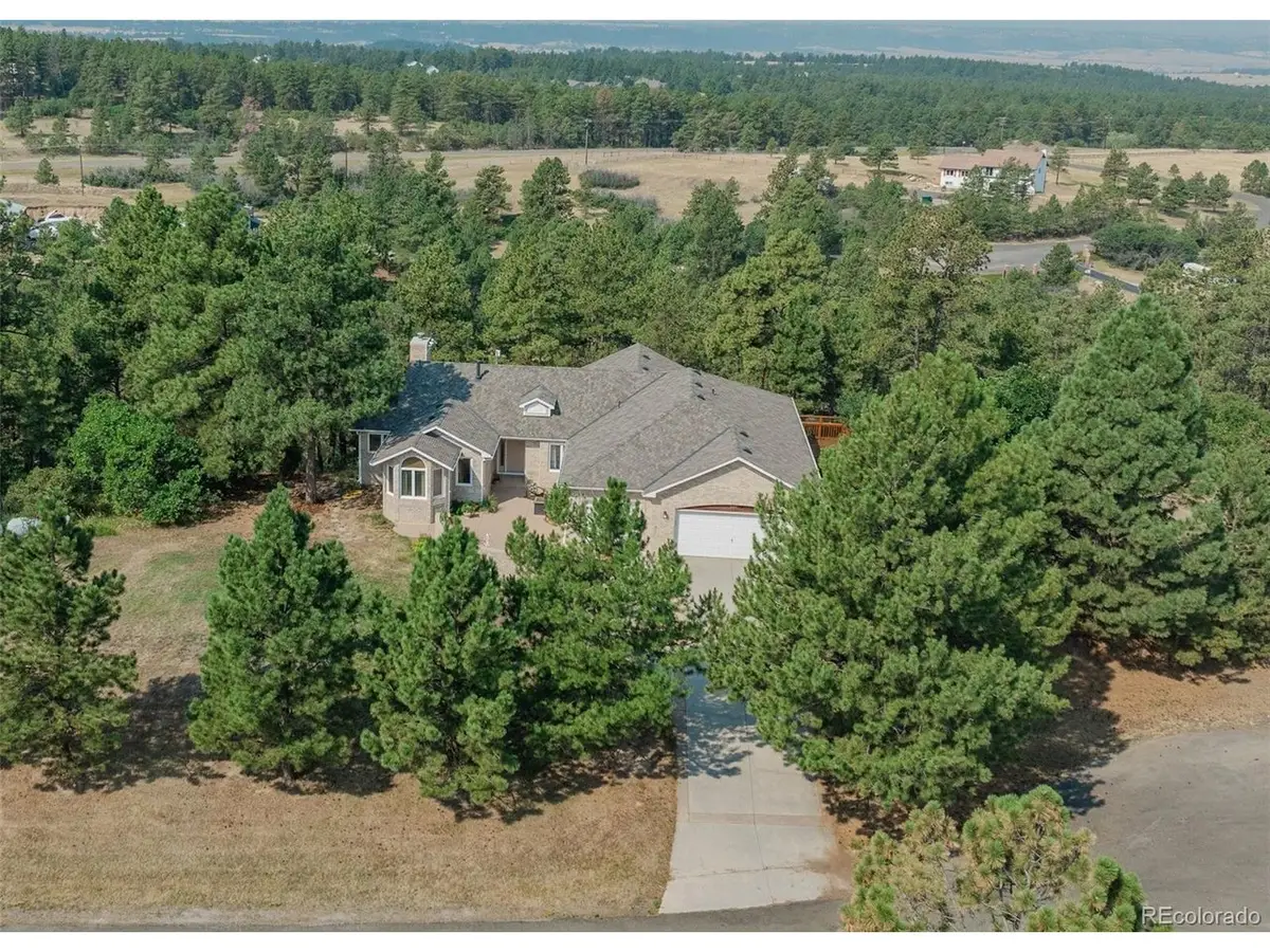 915 N Bluff Dr, Franktown, CO 80116 - #1