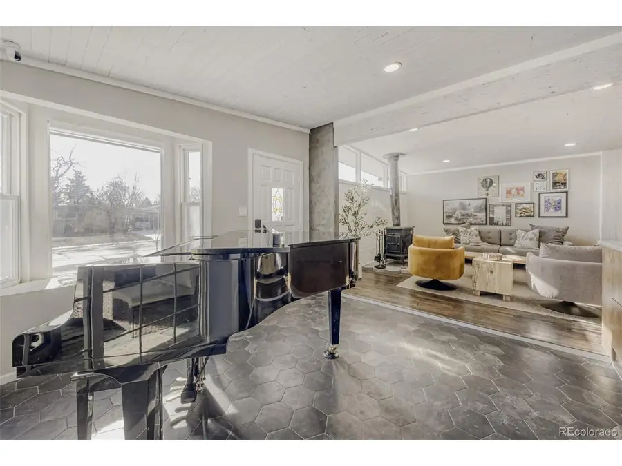 1721 Hopkins Dr, Welby, CO 80229 - #3