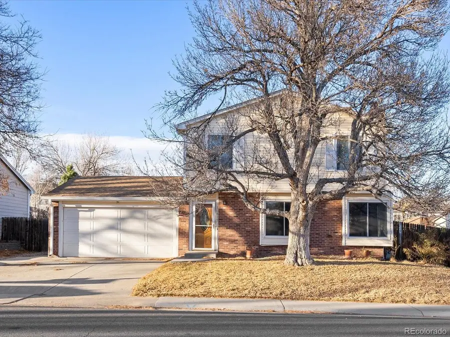 10815 W Alamo Pl, Littleton, CO 80127 - Image #2