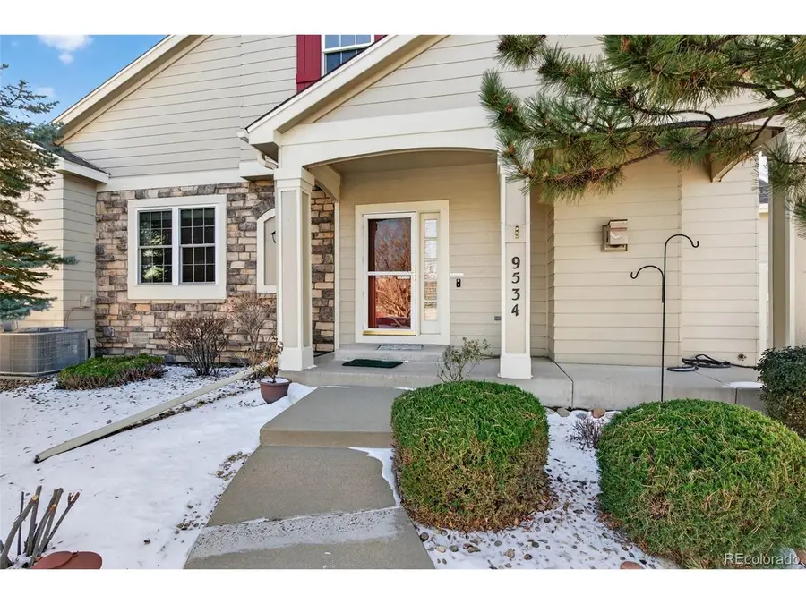 9534 Silver Spur Ln, Highlands Ranch, CO 80130 - Image #3
