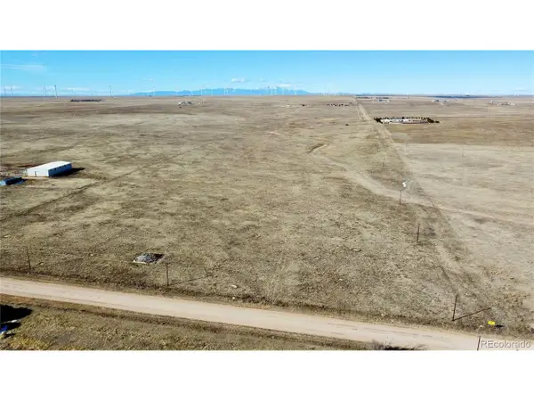 1 Mulberry Rd, Calhan, CO 80808