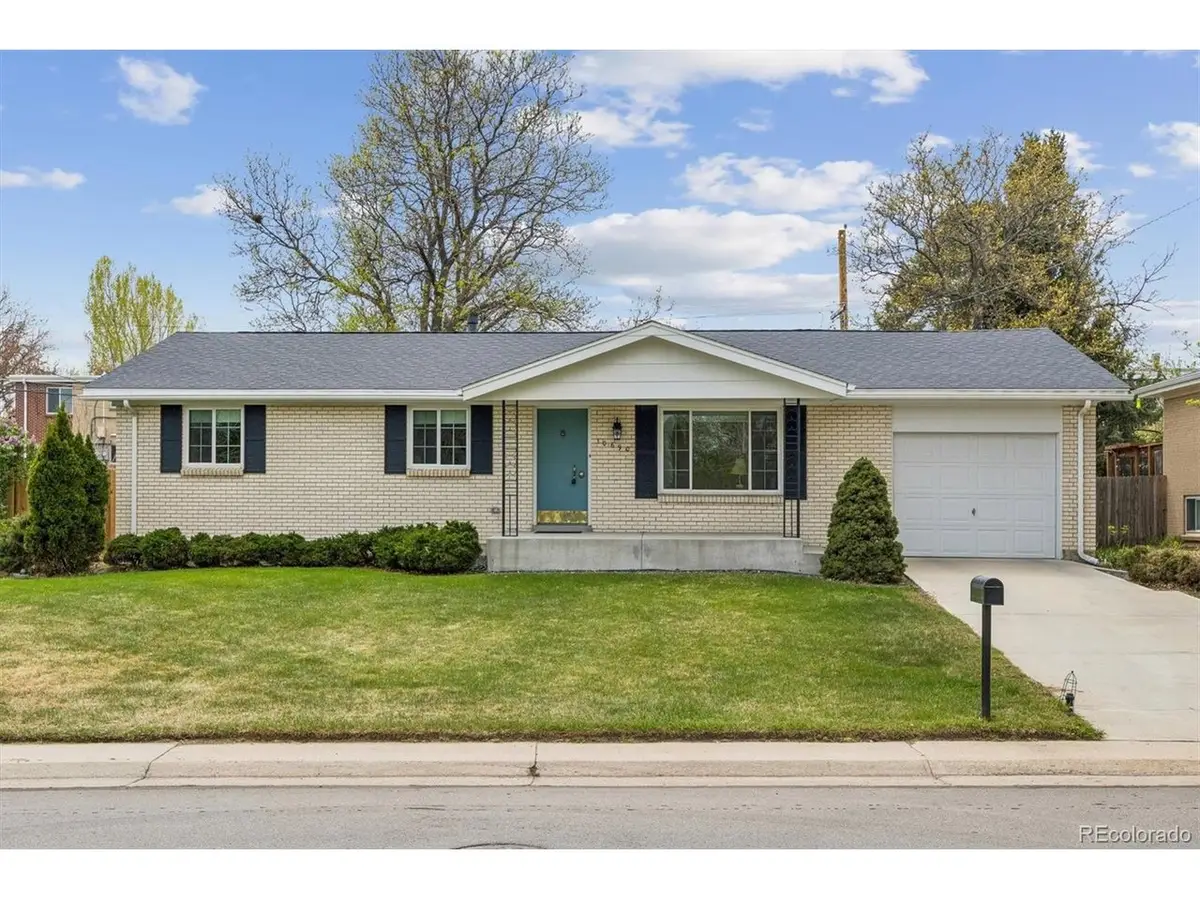 10690 W 8th Pl, Lakewood, CO 80215 - #1