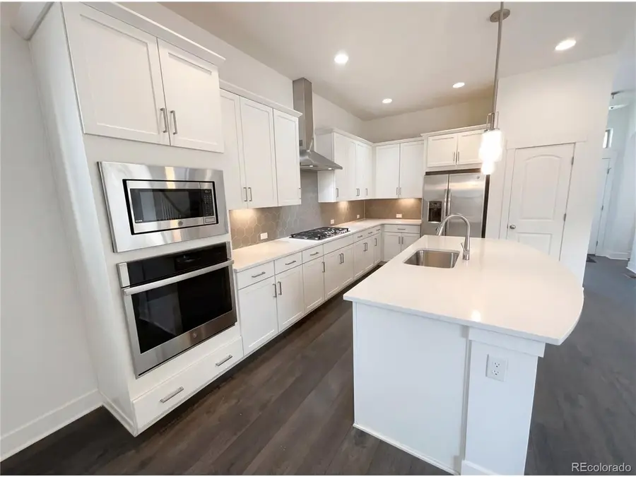 10260 E 57th Pl, Denver, CO 80238 - #2