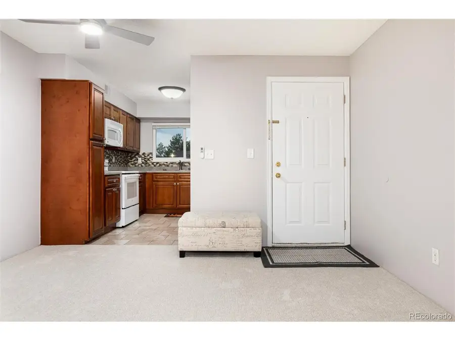418 Wright St #202, Lakewood, CO 80228 - Image #2